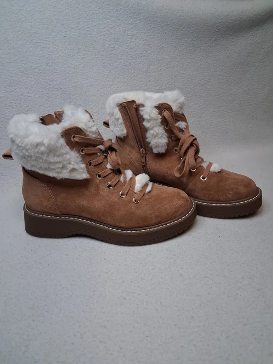 Women's Tan Faux-Suede Lace-Up Fur-Trim Ankle Boots - Picture 3 of 9